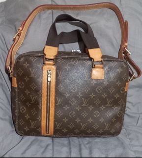 (Kategori: ) berada di . Dikirim oleh bag.second (ID iklan 1457774004, Gambar 1). Deskripsi: .