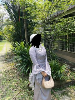 (Category: ) located in . Submitted by nadhprelovedcloset (Listing ID 1457895750, Image 1). Description: .