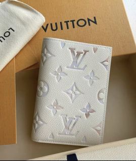 （分類：）位於 。 由 claudia.shop 提交（商品編號 1457715743，圖片 1）。簡介： 。
