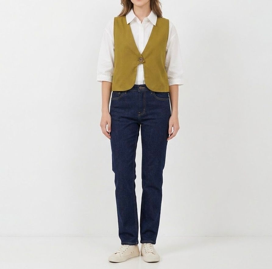 L-XL Polo with Vest Design (Category: Blouses) located in Bacolor. Submitted by chicn_classy (Listing ID 1457717675, Image 2). Description: .