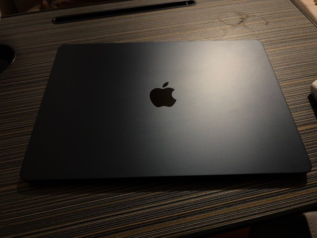 M3 Air 15 inch (Category: Laptops & Notebooks) located in Manila. Submitted by swiftphoenix-be46 (Listing ID 1457715813, Image 2). Description: MacBook Air M3 15” — 8GB/256GB 🍎 FOR SALE — MacBook Air M3 15-inch Specs: M3 Chip 8GB RAM 256GB SSD 15.3” Liquid Retina Display 100% Battery Health Warranty until June 24, 2027 Excellent condition 💰 Selling Price: ₱60,000 Meetup SM Molino.