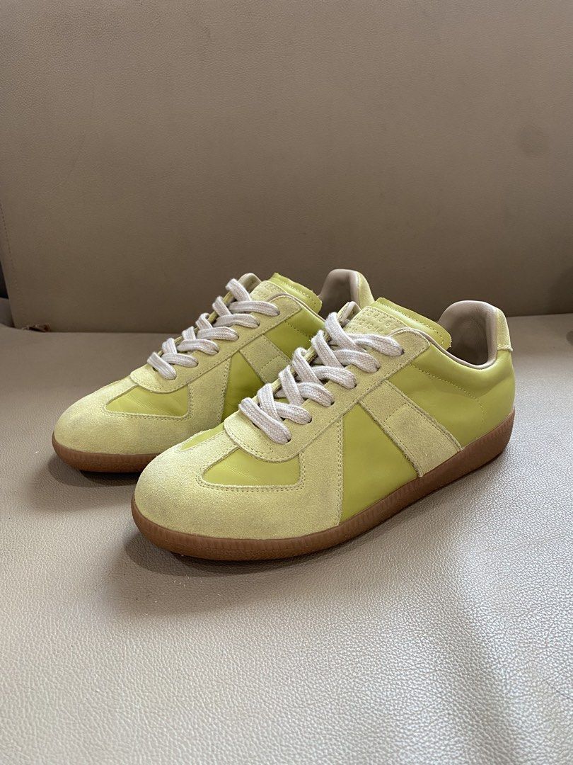 Maison Margiela Gats Sneakers (Category: Sneakers) located in Digos. Submitted by zhanderapp47607 (Listing ID 1457734840, Image 1). Description: Size 38 Cm 24 Made in italy No flaws No drags Presentable Excellent condition .