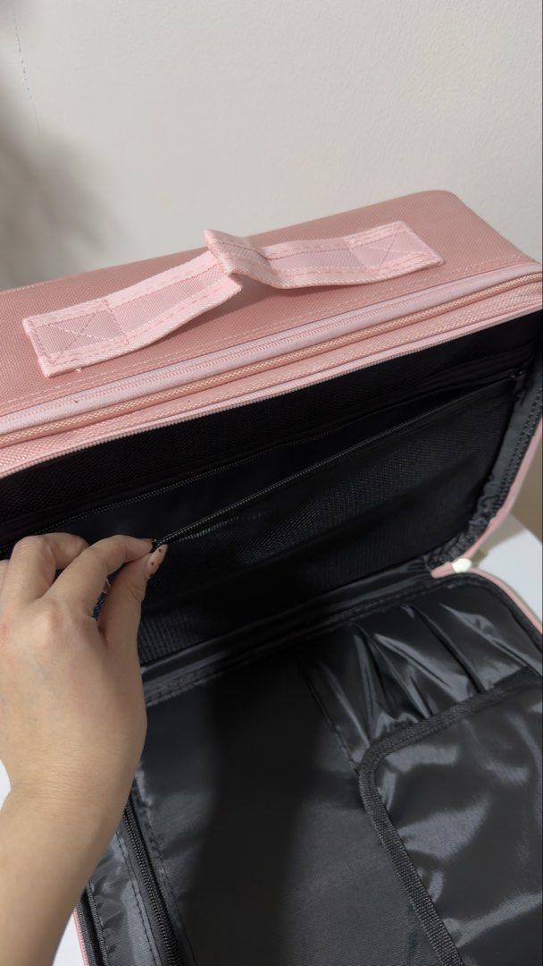 Make up organizer (Category: Makeup) located in Tarlac. Submitted by mileeeesss (Listing ID 1457877113, Image 3). Description: ❗️payment first policy ❗️ Large capacity make up organizer Selling for: 499 Why selling cheaper? • Super dami kong tambak, need na ma-dispose (affiliate si seller) • Video available — ginawan ko lang rin ng video para mapromote Payment & Delivery: • MOP: GCash • Meet-up: Teresa Tibag, Fiesta San Rafael, Tarlac City • Ship