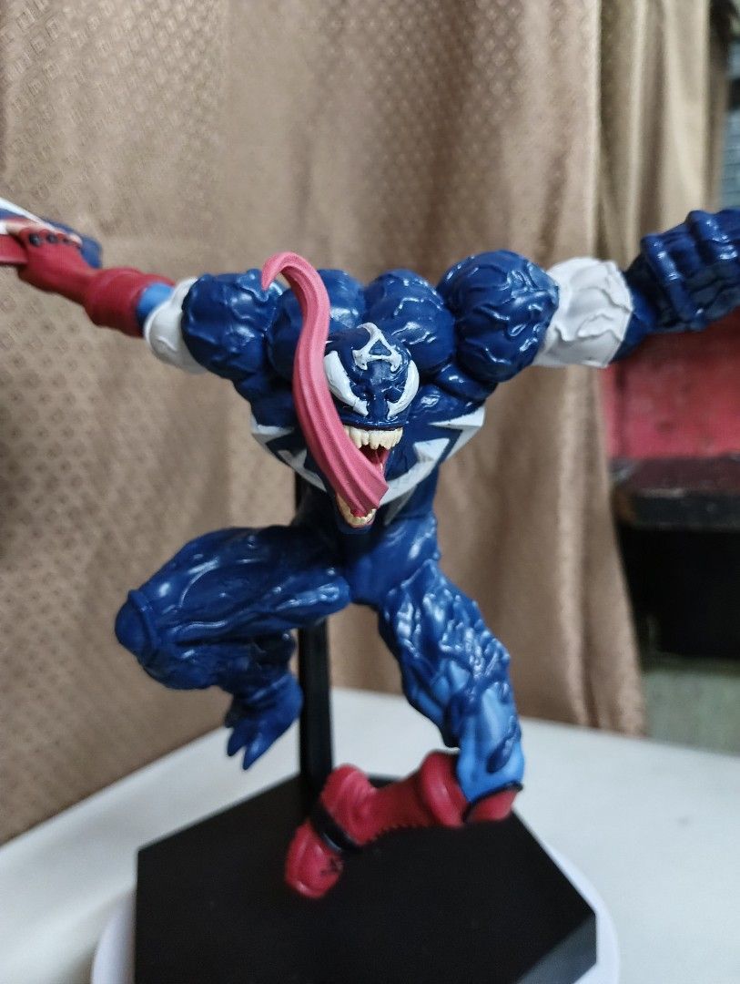 MARVEL, SPM SPIDERMAN MAXIMUM VENOM CAPTAIN AMERICA (Category: Figurines & Statues) located in Manila. Submitted by dahdaaa (Listing ID 1457831579, Image 2). Description: ↛ Condition: Loose only (no issue) ↛ can provide any proofs ↛ MOP: Cash/Gcash ↛ MOD: LBC, Lalamove, J&T or Pick up ↛ MEET UP: SM Sta.Mesa/Quiapo Church/Savemore Nagtahan/Vicente Cruz, España Blvd ↛ LOC: Sampaloc/Quiapo, Manila.
