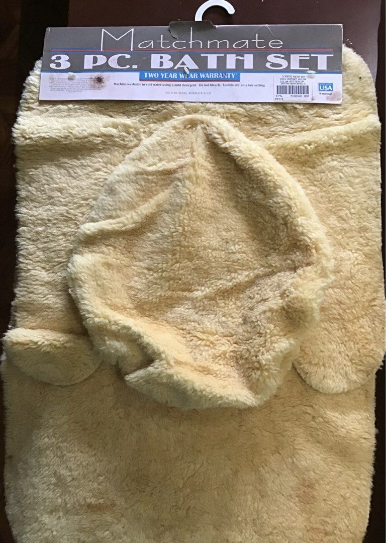 Matchmate 3 Pc Bath Set - Yellow (Category: Bathtub & Bath Accessories) located in Quezon City. Submitted by rollingstone03 (Listing ID 1457767985, Image 2). Description: Selling a Matchmate 3 piece bath set. Comes in a soft, fluffy yellow material. Includes a bath mat, toilet seat cover, and a tank cover. Machine washable in cold water with mild detergent. Tumble dry on low. Sold by Sears, Roebuck & Co. Two year wear warranty..