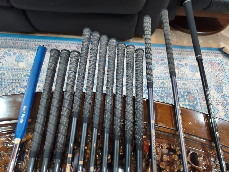 Maxfli Golf Set (Category: Golf) located in Paranaque City. Submitted by chips24 (Listing ID 1457861786, Image 3). Description: For Sale Golf Set. °Maxfli R flex graphite shaft irons °Dunlop DDH woods °Fourteen 10.° driver °Bag inlcuded for only 9.3k pick up Bf Paranaque free shipping within MM..