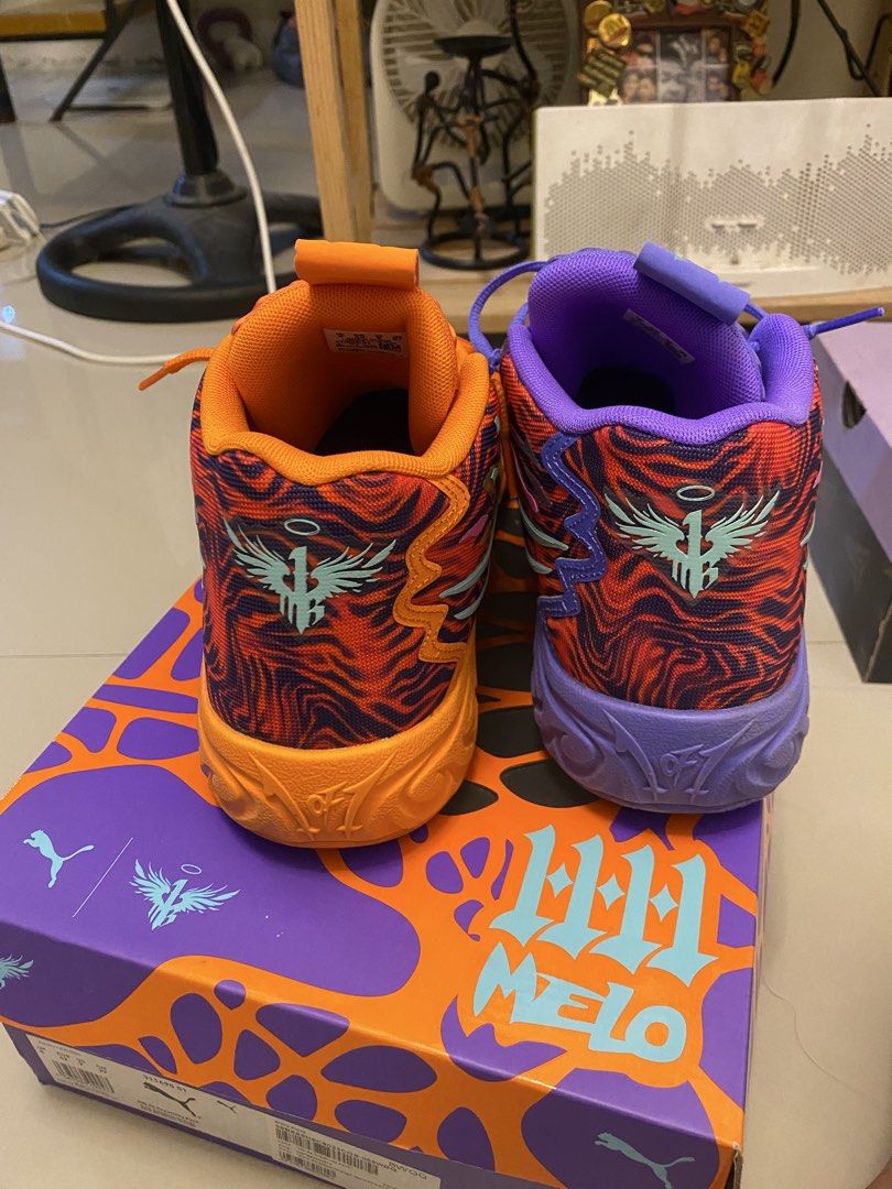 MELO MB.04 Creativity pack (Category: Sneakers) located in Cavite. Submitted by gedom (Listing ID 1457718056, Image 3). Description: Melo 04 creativity pack Size 9US 42eur 27cm Excellent Use once .
