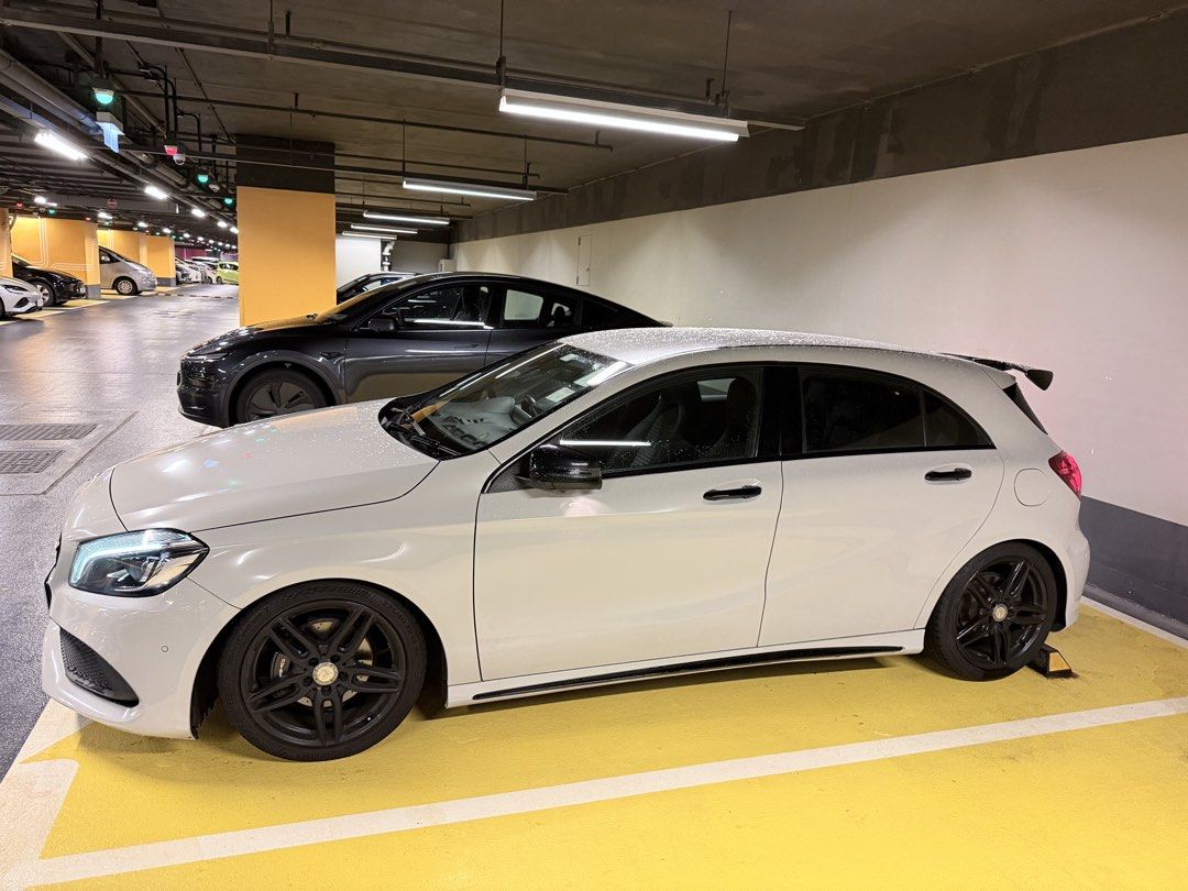 Mercedes-Benz A200 (A) （分類：車輛放售）位於 Hong Kong。 由 mass_2012 提交（商品編號 1457776272，圖片 2）。簡介： 灰色3手、淺灰改色膜、5萬3公里（持續上升）、假日車、剛完成保養，360泊車連CarPlay車機、跟車CAM、留牌、牌費到27年1月。
