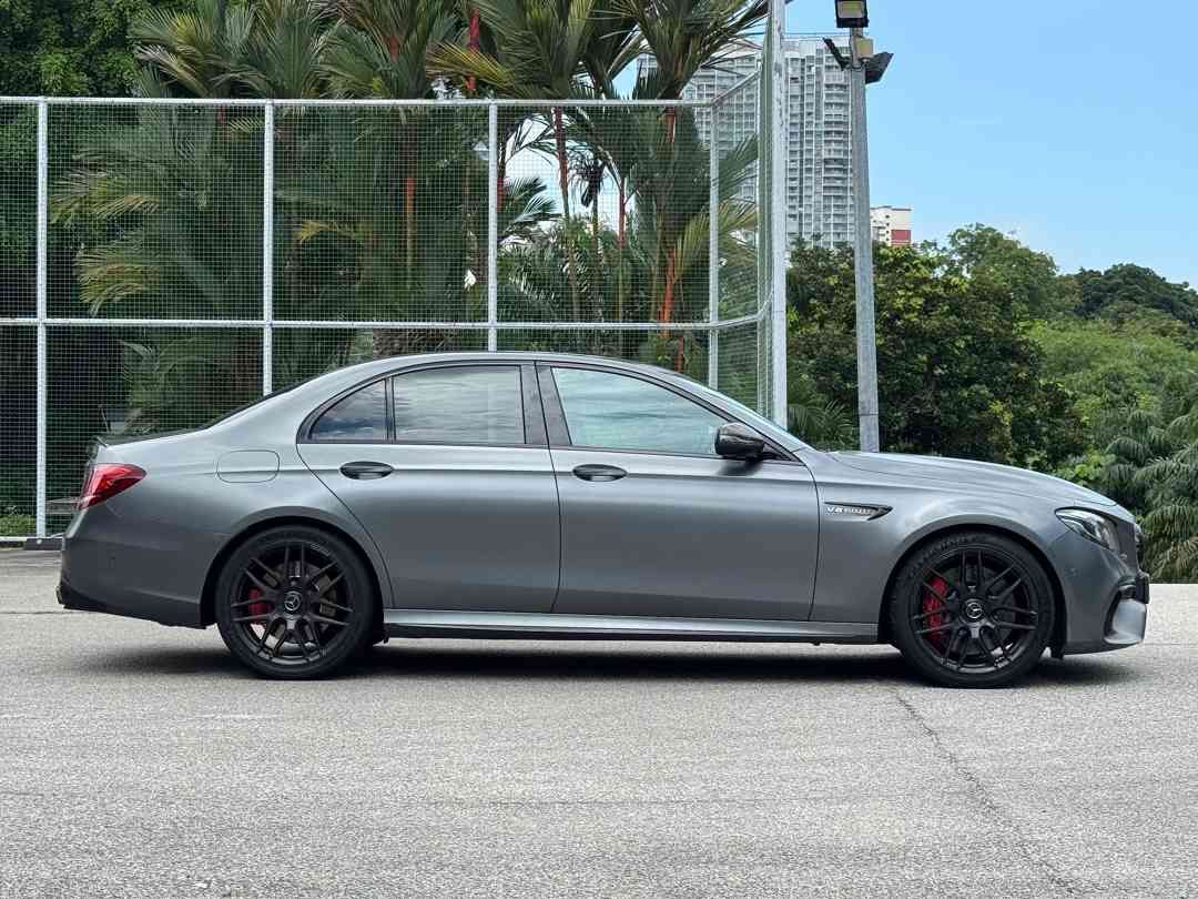 Mercedes-Benz AMG E-Class Saloon E63 S AMG 4MATIC + (A) (Category: Used Cars) located in Singapore. Submitted by signaturemotors (Listing ID 1457744824, Image 3). Description: Showroom: 237 ALEXANDRA ROAD 237 Alexandra Road #02-04 Singapore 159929 Cheapest E63 S Edition 1 specs in the market! Top of the line 603bhp monster for the discerning few. Aggressive yet subtle, powerful yet comfortable! Original matt grey exterior paint with edition 1 Alc