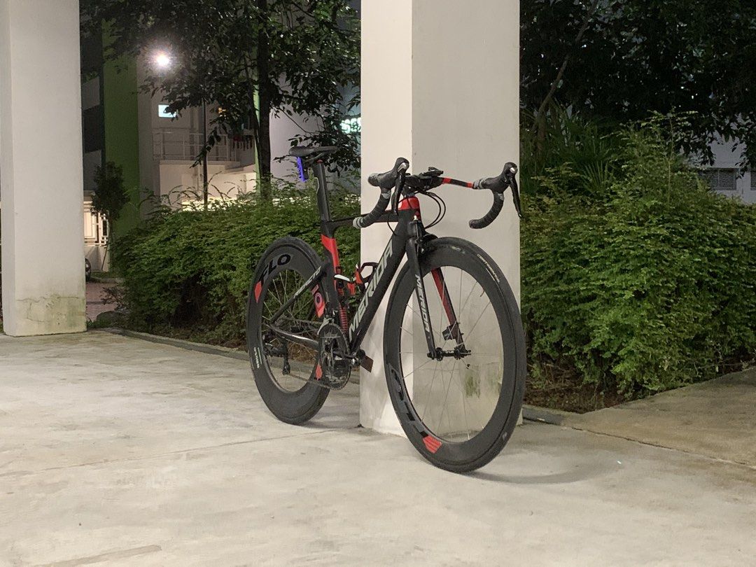 Merida Reacto 400 2016 (Category: Bicycles) located in Singapore. Submitted by evictuss (Listing ID 1457727752, Image 4). Description: Merida Reacto 400 2016 (Size Xs, 46. For reference im 170) Shimano 105 FSA Crank Oval chainring Ultegra Pedals Flo 60/80 Carbon wheels 3T stem 3T Carbon Aero Bar Conti GP5000 Elite bottlcage Fizik Carbon Rail saddle has deep split due to accidental drop (split not in the carbon) Comes with stock wheels (no tires o