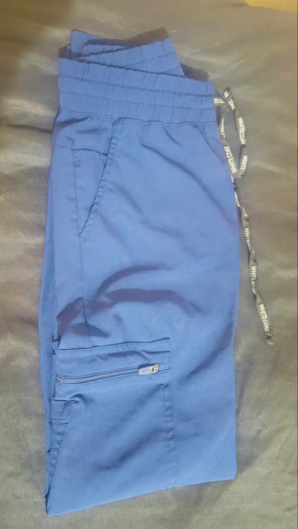 Meta Tech Scrubs - Navy Blue (Category: Activewear) located in Quezon City. Submitted by blossom_md (Listing ID 1457838725, Image 3). Description: Preloved Navy Blue Srcub Suit for Sale! 💙 * Size: XS * Color: Navy Blue (rich and classic!) * Original Price: ₱4,800 * Usage: Worn 6-8 times only * Condition: Excellent overall, with a very few minor himolmol (pilling) at the upper back area—totally unnoticeable when worn! (See photos for reference) *