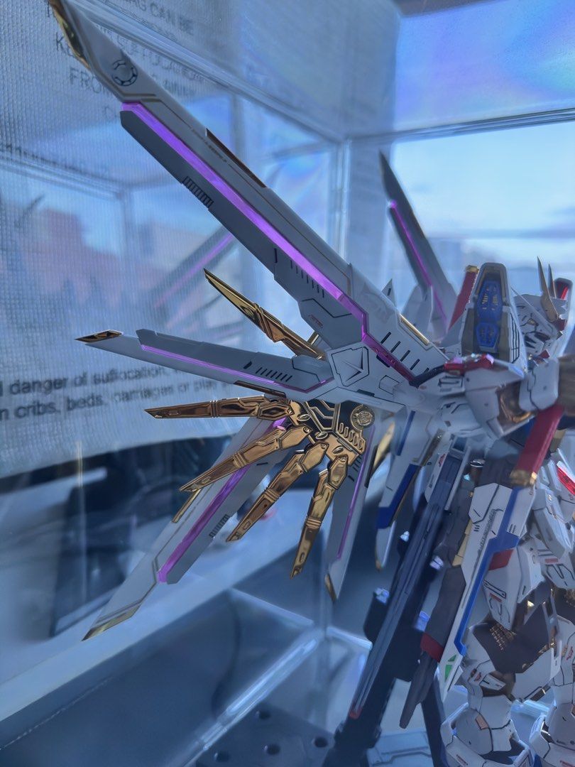 MGEX Mighty Strike Freedom Custom (Category: Action & Battle Toys) located in Makati City. Submitted by .zel. (Listing ID 1457902654, Image 3). Description: MGEX Mighty Strike Freedom Custom Price: 6k Condition: -Like new and complete accessories -Unbuilt SF backpack see photos Payment: Maya QR or BPI QR Meet-up: PM for more information Location: Makati Full commission details: 1. UV matte top coated with Mr Super Clear to prevent yellowing 2. Co