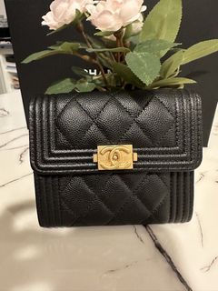 (Category: ) located in . Submitted by luxparis.bag (Listing ID 1457710128, Image 1). Description: .