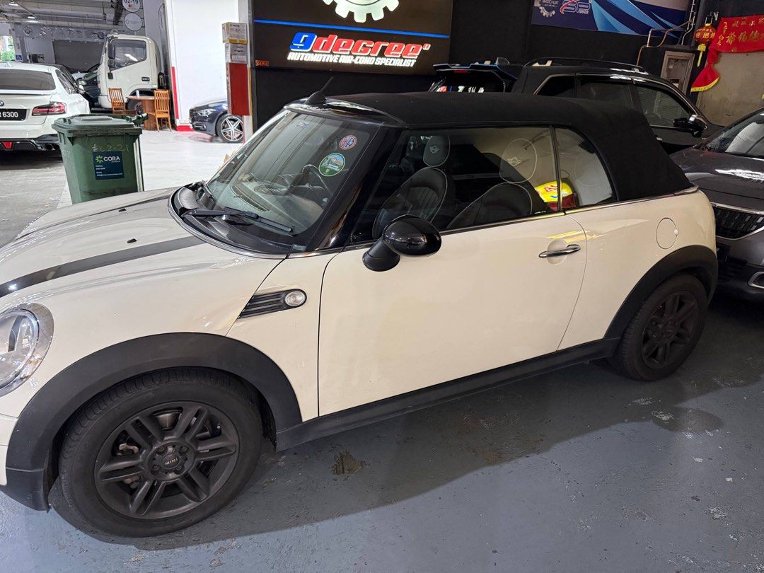 MINI Cooper Cabriolet 1.6 (A) (Category: Used Cars) located in Singapore. Submitted by zoomiedoobie (Listing ID 1457772005, Image 2). Description: - Female driver - Full service records since ownership - Upholstery done up upon ownership - Done all necessary repairs and maintenance to keep vehicle in good conditions - Fresh Tyres - Cabriolet system fully working with 0 issues. - Licence plate will be retained..
