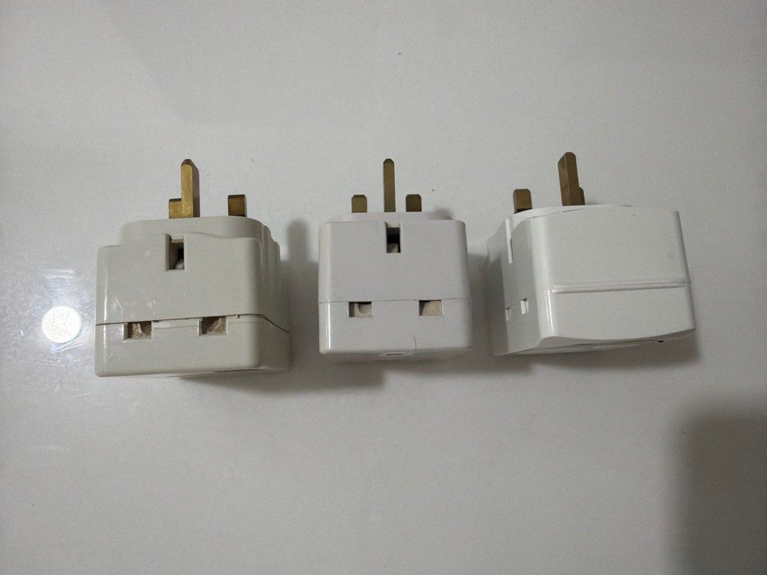 Multi plug (Category: Electrical, Adaptors & Sockets) located in Singapore. Submitted by shopohmeh (Listing ID 1457854511, Image 2). Description: $4 each take all for $10 Fast deal 👌🏼 .