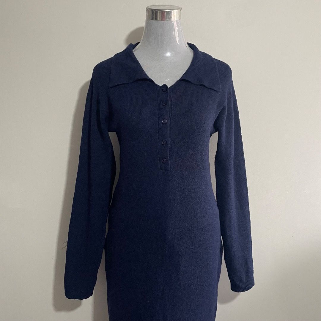 Navy Blue Maxi Dress (Category: Dresses) located in Bacolor. Submitted by chicn_classy (Listing ID 1457711378, Image 3). Description: Navy Blue Maxi Dress.