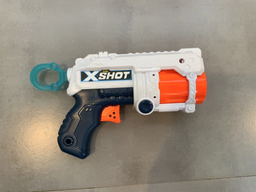 Nerf guns (Category: Action & Battle Toys) located in Quezon City. Submitted by tripletales (Listing ID 1457753082, Image 3). Description: -no bullets included -if sold as set can give you the bullets in the photos .