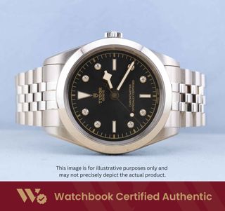 (Category: ) located in . Submitted by watchbooksg (Listing ID 1457780906, Image 1). Description: .