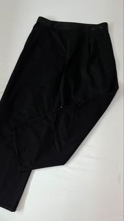 (Category: ) located in . Submitted by buenothrift_ (Listing ID 1457816410, Image 1). Description: .