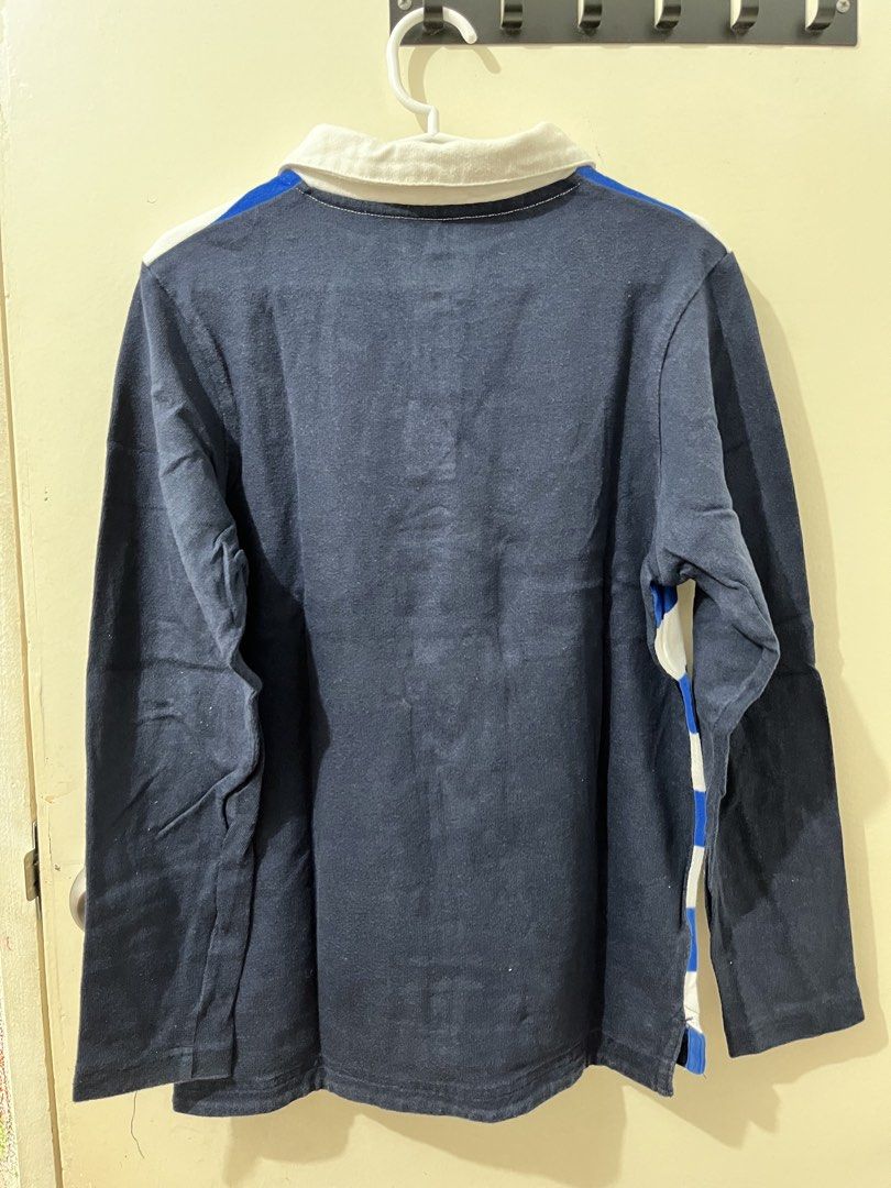 Nike long sleeves (Category: Babies & Kids Fashion) located in Bulacan. Submitted by aem02 (Listing ID 1457710067, Image 2). Description: This is a preloved item. Please manage your expectations. Thank you! ✔️ Payment first policy ✔️ No COD/COP please ⭐ MOP - GCash, Bank Transfer 🚚 MOD - LBC and Lalamove 📍 LOC - Bulacan.