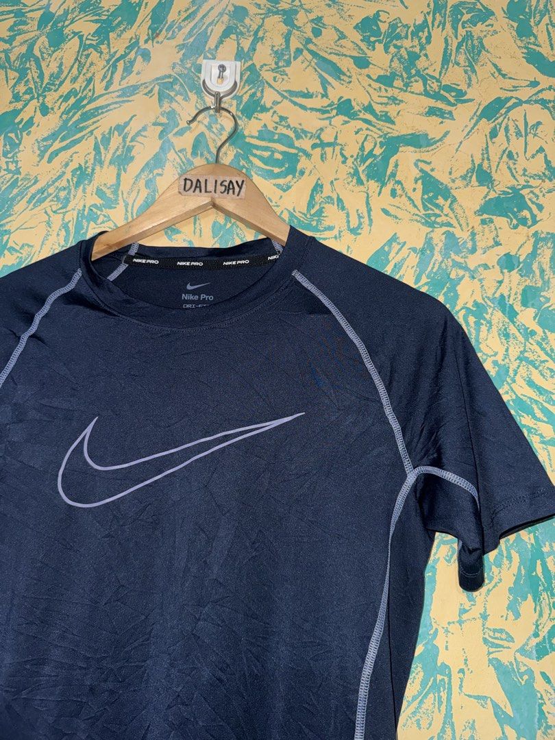 Nike Pro Compression Tight Fit (Category: Activewear) located in Manila. Submitted by thebadthrift (Listing ID 1457787162, Image 3). Description: Nike Pro Compression Tight Fit • Size : Large on tag (17.5x27.5) • Good as new • No issue • 500 + SF SOLID NA SOLID PA SA PERSONAL ‼️ No to Cod❌Cop️📌 📍Sampaloc,manila.
