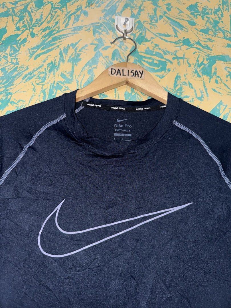 Nike Pro Compression Tight Fit (Category: Activewear) located in Manila. Submitted by thebadthrift (Listing ID 1457787162, Image 2). Description: Nike Pro Compression Tight Fit • Size : Large on tag (17.5x27.5) • Good as new • No issue • 500 + SF SOLID NA SOLID PA SA PERSONAL ‼️ No to Cod❌Cop️📌 📍Sampaloc,manila.