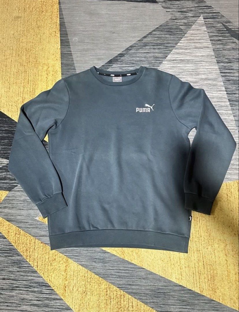 Nike sweater | Puma (Category: Others Tops) located in Subic. Submitted by declutterbyshit (Listing ID 1457886790, Image 3). Description: Nike swoosh sweater 26.5x20 9/10 550 Puma polo shirt Used once or Washed once lang ata pero new 29x20 350 Puma sweater Used once 26.5x21.5 500.