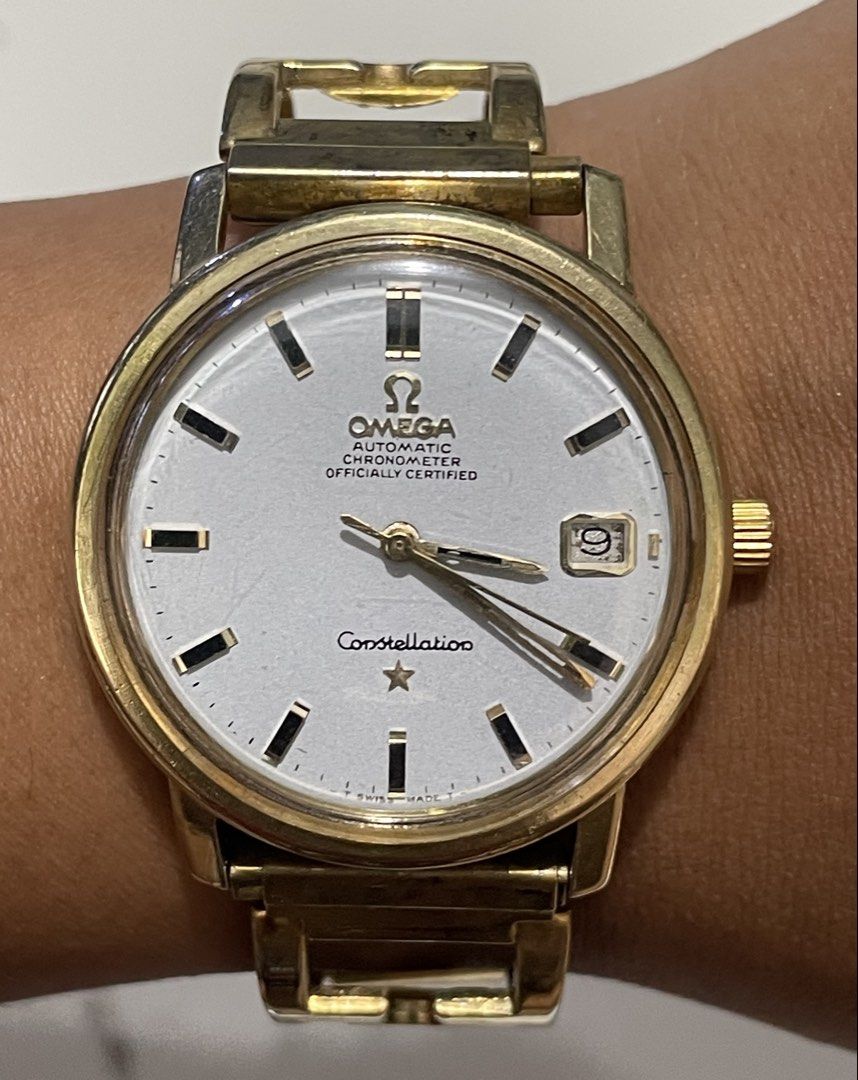 Omega Constellation (Category: Men's Watches) located in Taguig. Submitted by j_watches007 (Listing ID 1380312514, Image 1). Description: Authentic Secondhand ⌚ Vintage Used Watch Omega Constellation Automatic Swiss Made Redial 564 35mm Replacement Strap Buckle ' Watch Only ' DISCLAIMER: IT'S OLD WATCHES EXPECT OF SOME SCRATCHES/SIGNS OF USAGE & PLEASE MANAGE YOUR EXPECTATIONS. THANKYOU. PS' IF CAN'T RPLY. KINDLY DIRECTLY PM ME IN BLUE APP. WITH 