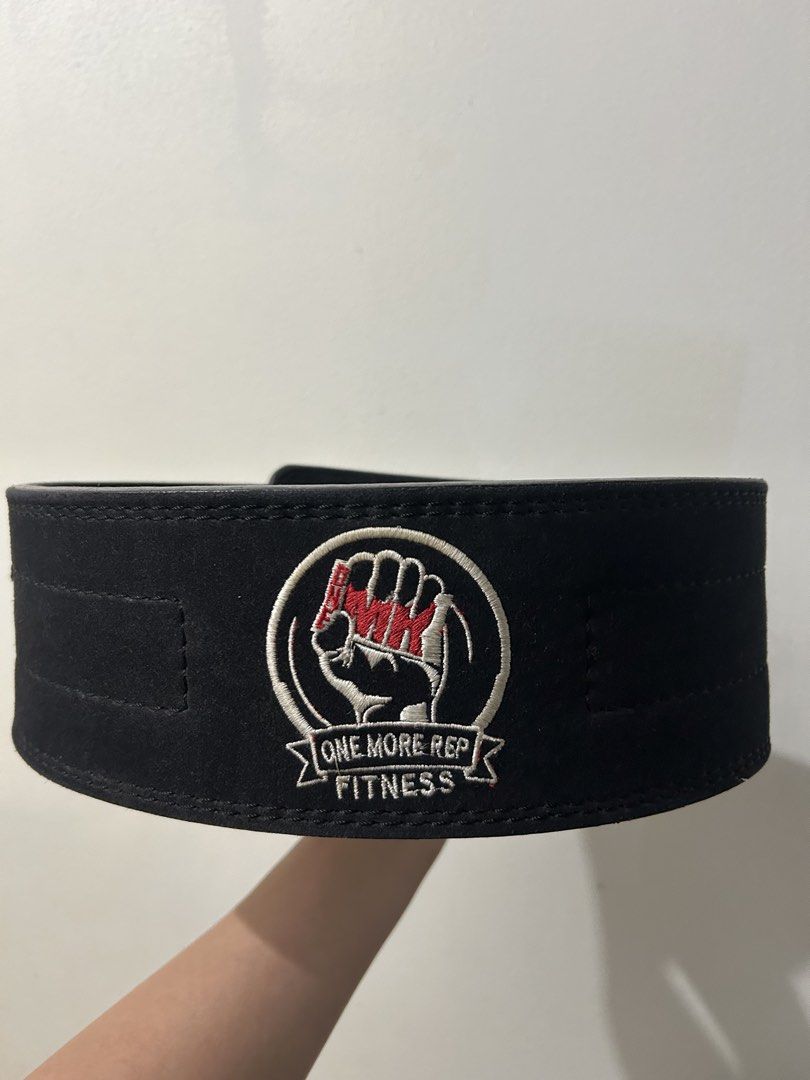 OMR 13mm Lever Belt - Medium (Category: Other Sports Equipment and Supplies) located in Tarlac. Submitted by tino.sells (Listing ID 1457801325, Image 1). Description: FOR SALE: OMR 13mm Lever Belt (Medium) ‼️ * Fits waist: 23”–34” * Bought brand new in-store for ₱4,595 * Selling for ₱3,200 (negotiable) * Used for training + 2 competitions * Barely used and unused since July 2025 Condition: Excellent overall condition. Super minor peeling on the s