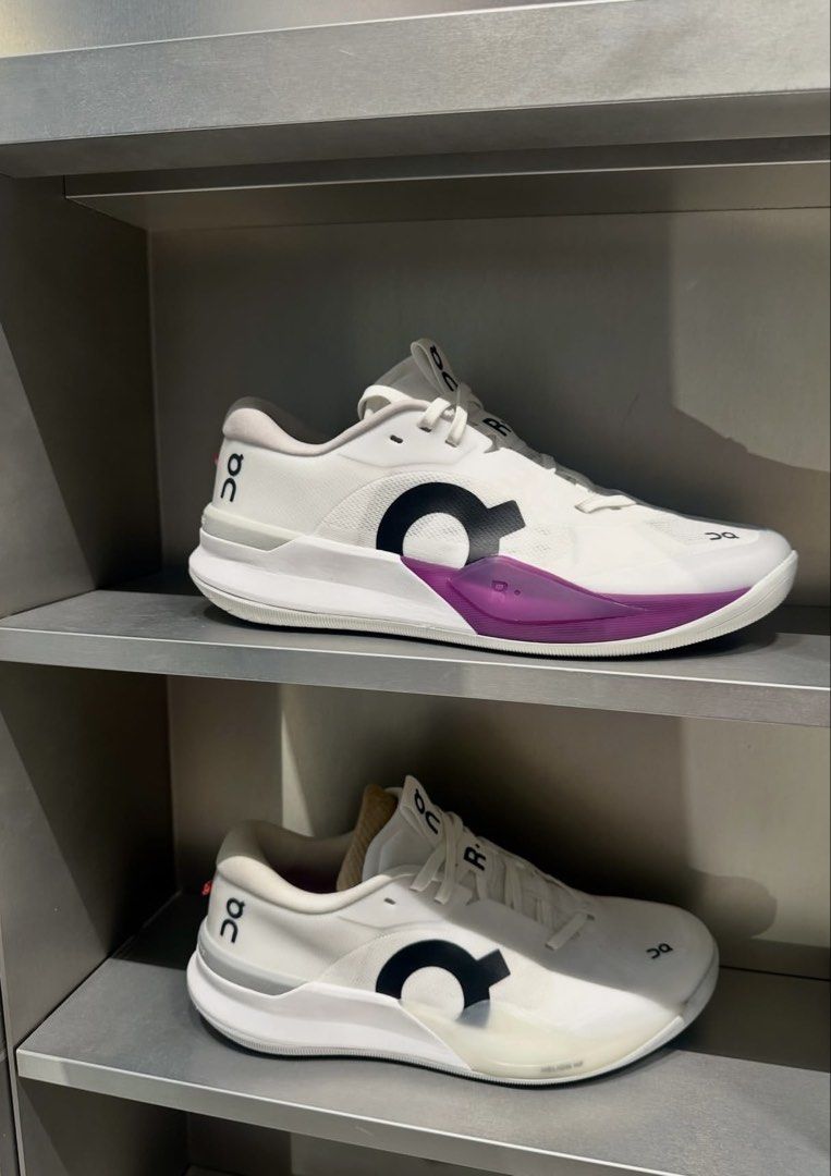 On Cloud Roger 3 Pasabuy Japan (Category: Sneakers) located in Quezon City. Submitted by buhbyestuff (Listing ID 1457756115, Image 1). Description: .