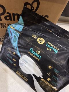 （分類：）位於 。 由 wolfgod_bruh 提交（商品編號 1457839057，圖片 1）。簡介： 。