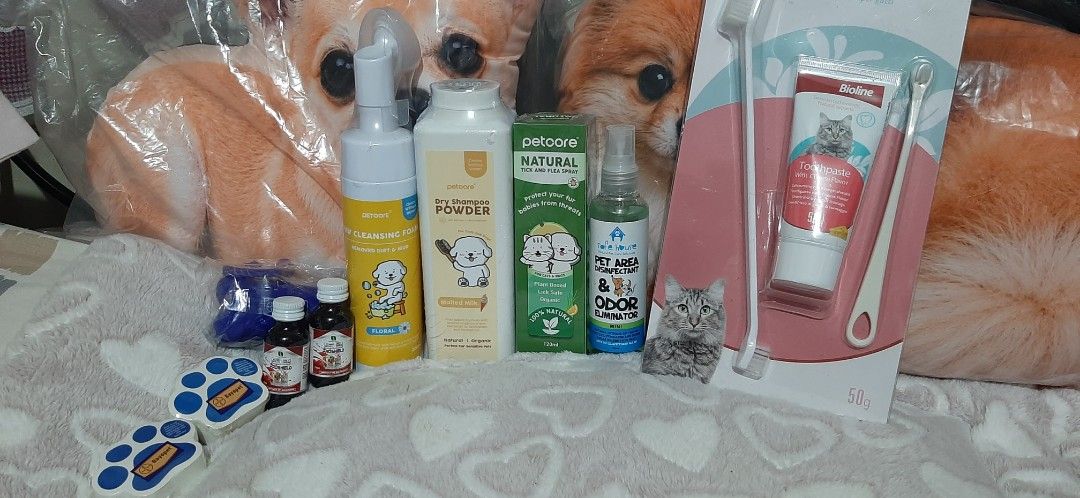 Pet Grooming Kit: Shampoo, Powder, Toothbrush Set & More (Category: Health & Grooming) located in Quezon City. Submitted by biancabam012 (Listing ID 1457741332, Image 1). Description: - Pet Shampoo - Pet Cleansing Powder - Natural Pet Spray - Pet Dental Care Set (Toothbrush & Toothpaste) - Paw Print Soap Bars - All items are for pets - Keeps your furry friend clean and fresh NOTE: Dental Care set expiry Aug 19, 2026.
