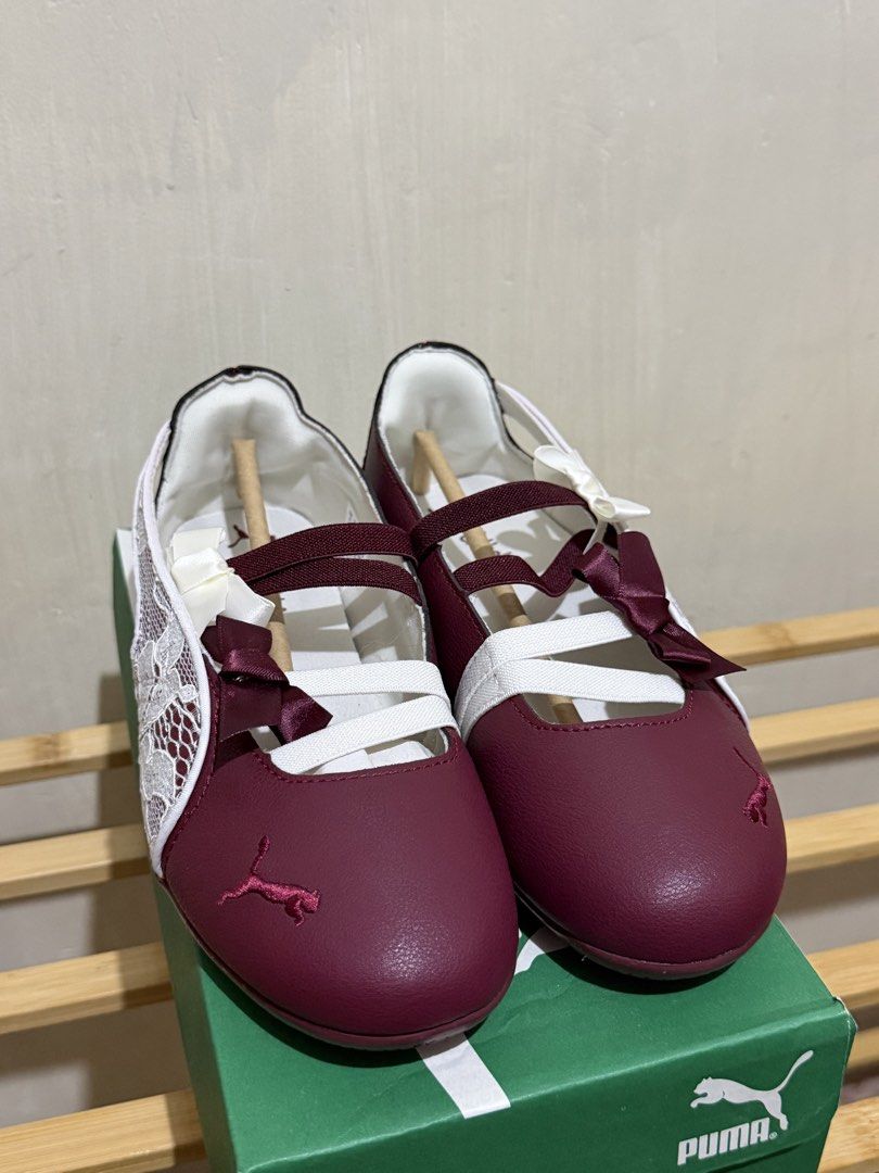 PUMA SPEEDCAT BALLET 'RUBY SHIMMER' 6.5W (Category: Sneakers) located in Taguig. Submitted by wavyier (Listing ID 1457889410, Image 2). Description: Puma Speedcat Ballet (6.5W) 'Ruby Shimmer' colorway UA RFS: Wrong Size, too snug Selling this one for 2k negotiable Taguig area.