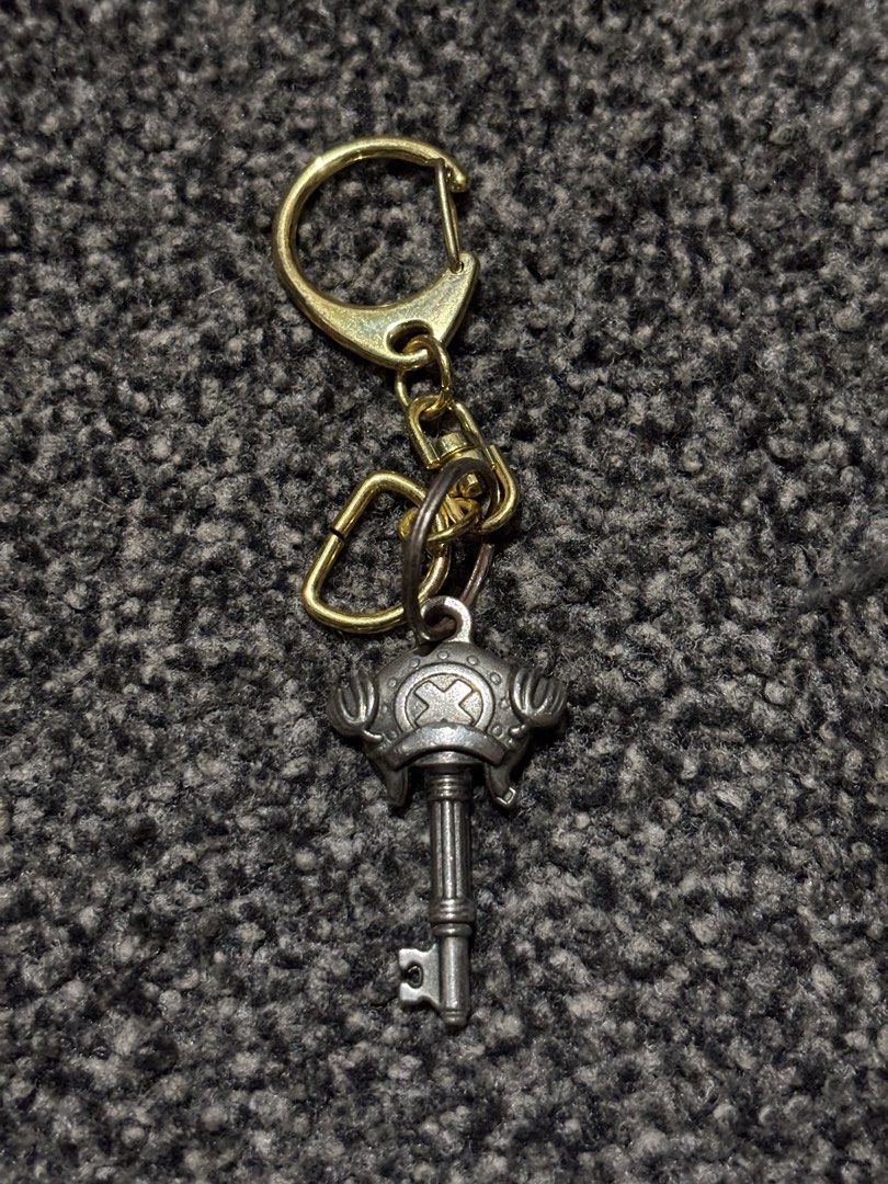 RARE One piece Metal Keychain (Category: Announcements) located in Bulacan. Submitted by thriftstarph (Listing ID 1457860362, Image 1). Description: PLEASE READ THE DESCRIPTION BELOW‼️ RARE One piece Metal Keychain Tony Tony Chopper From: Japan .