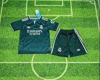 (Category: ) located in . Submitted by msia_football_jersey (Listing ID 1457864214, Image 1). Description: .