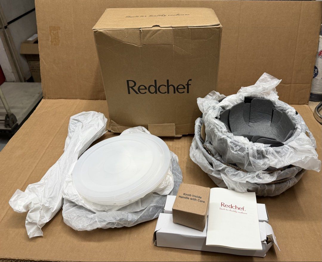 Red Chef Nonstick Ceramic Cookware Set, Removable Handle, Camping Cookware (Category: Cookware & Accessories) located in Pasay City. Submitted by jen.pen (Listing ID 1457836566, Image 2). Description: Red Chef Nonstick Ceramic Cookware Set, 16 pcs, Removable Handle, Camping Cookware.