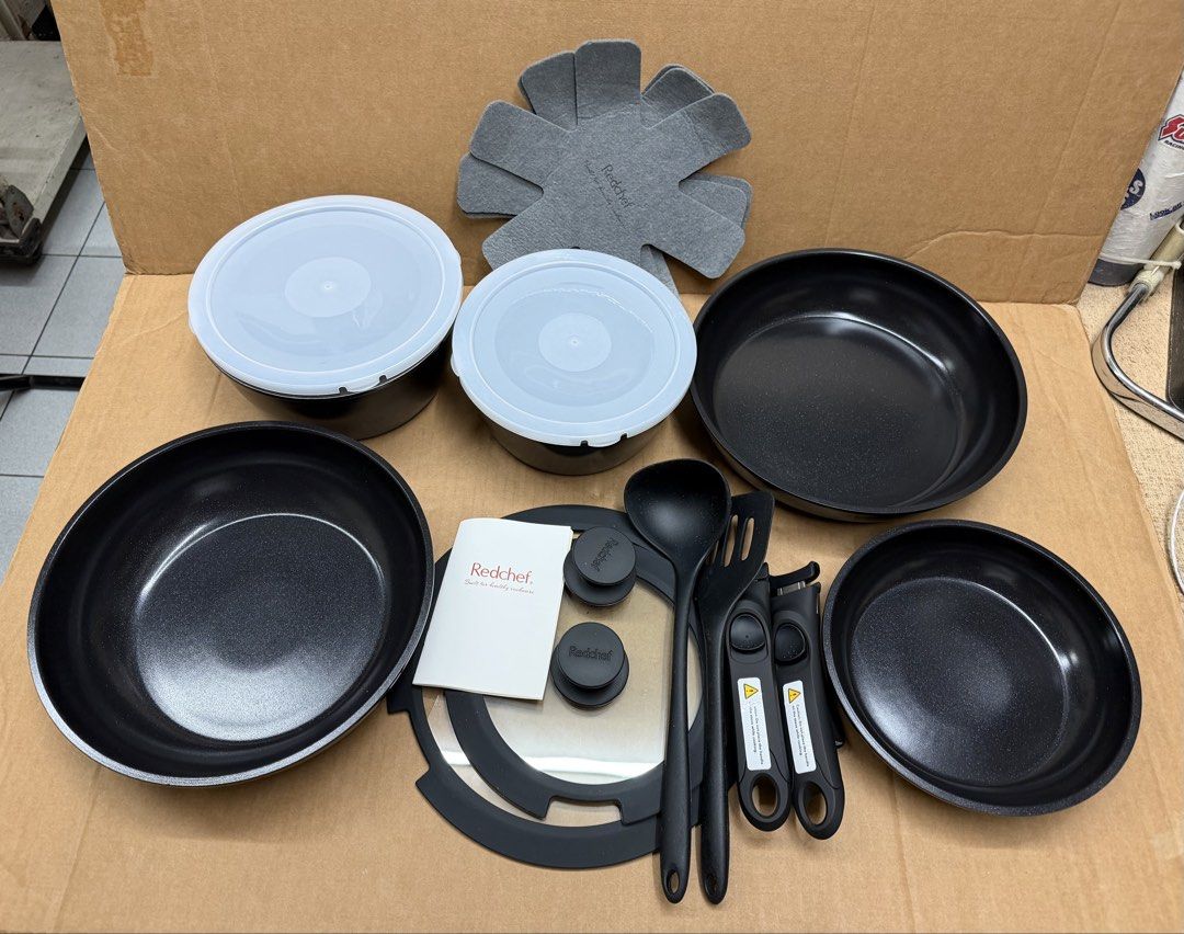 Red Chef Nonstick Ceramic Cookware Set, Removable Handle, Camping Cookware (Category: Cookware & Accessories) located in Pasay City. Submitted by jen.pen (Listing ID 1457836566, Image 1). Description: Red Chef Nonstick Ceramic Cookware Set, 16 pcs, Removable Handle, Camping Cookware.