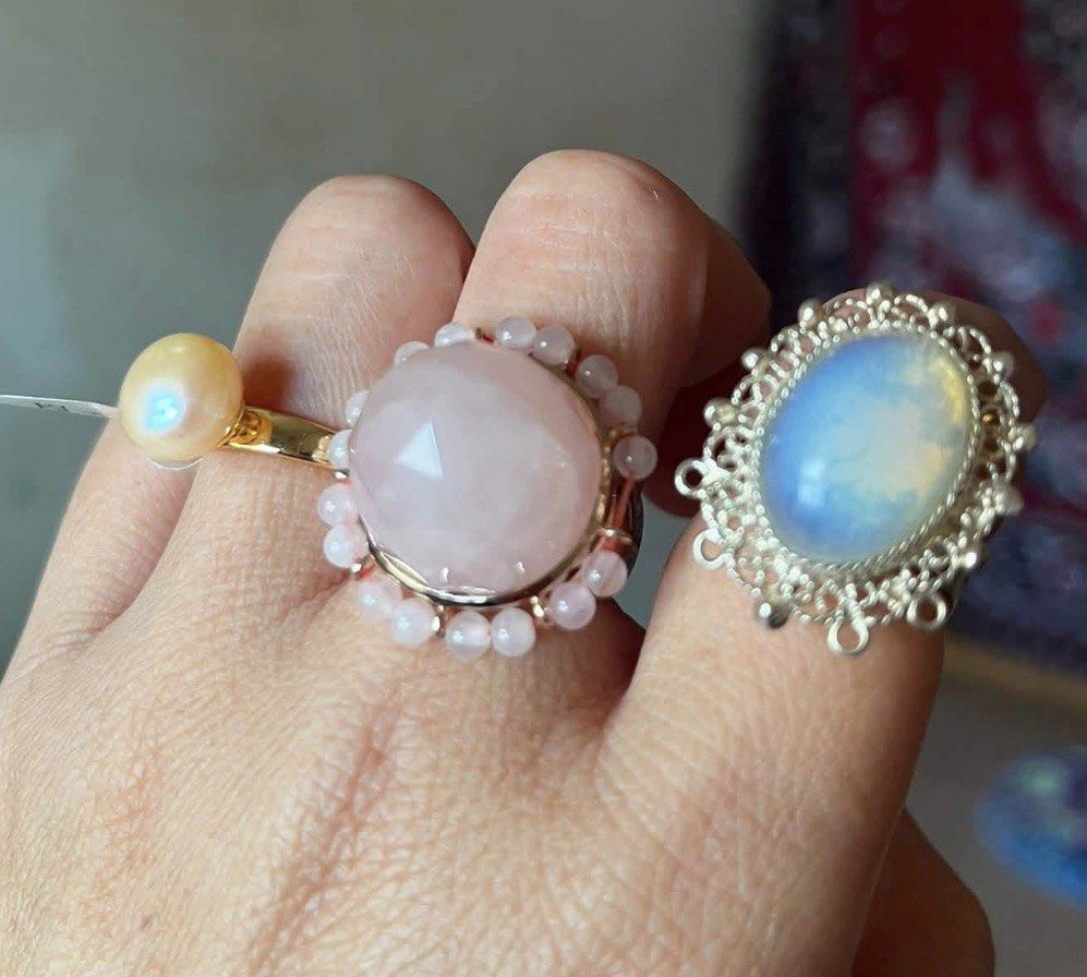 Rings 925 Silver with Genuine Gems (Category: Rings) located in Manila. Submitted by thrifty_cool (Listing ID 1457725360, Image 3). Description: .