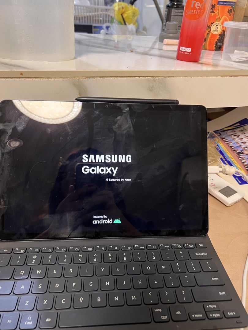 samsung s7 fe (Category: Android) located in Manila. Submitted by warmstone_92078a (Listing ID 1457882798, Image 2). Description: 128 gb no issues, test all you want upon meet up inclusions tablet bag, pen, case, keyboard case no charger included rfs: need cash.