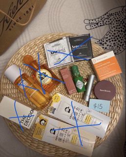 (Category: ) located in . Submitted by starbuy_sg (Listing ID 1430682436, Image 1). Description: .