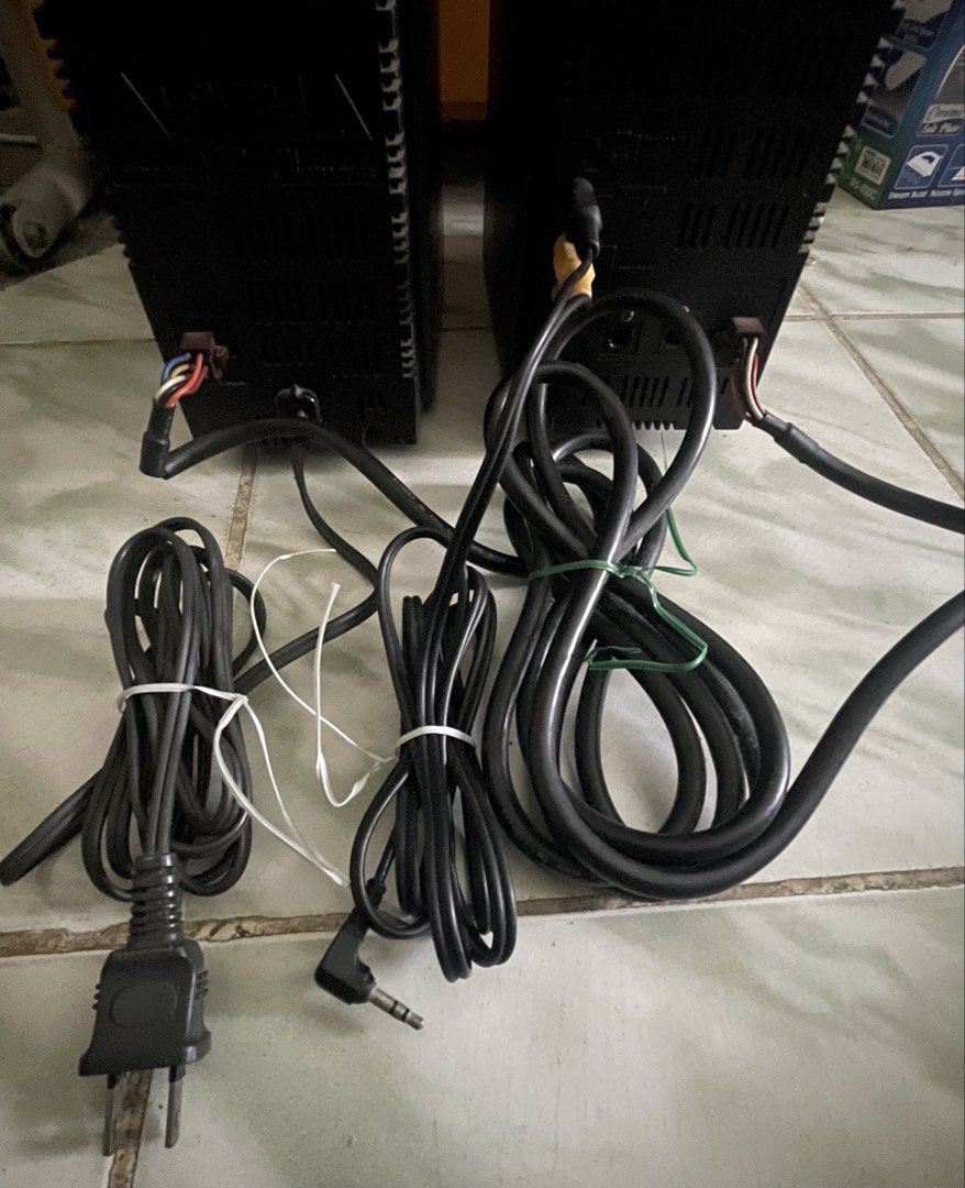 SONY SPEAKER (Category: Soundbars, Speakers & Amplifiers) located in Quezon City. Submitted by izel10 (Listing ID 1457740508, Image 3). Description: PLEASE READ 👉 Sony Speaker SRS-VS5 / Old model maybe around year 2005 👉 Pasalubong po ito from Japan. Most specs sa internet ay Japanese lang po wala ako makita na English. Iba din lumalabas pag nag translate. You can check po sa internet using the model number 👉 Item is sold on an ‘as is, where i