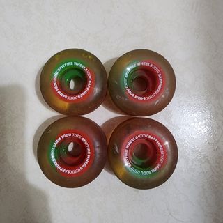 由 lustskateboarding (刊登 ID 1457743003，圖片 1) 提交，位於 的 (類別：)，說明：。