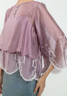 (Category: ) located in . Submitted by liyathriftstore.co (Listing ID 1457842114, Image 1). Description: .