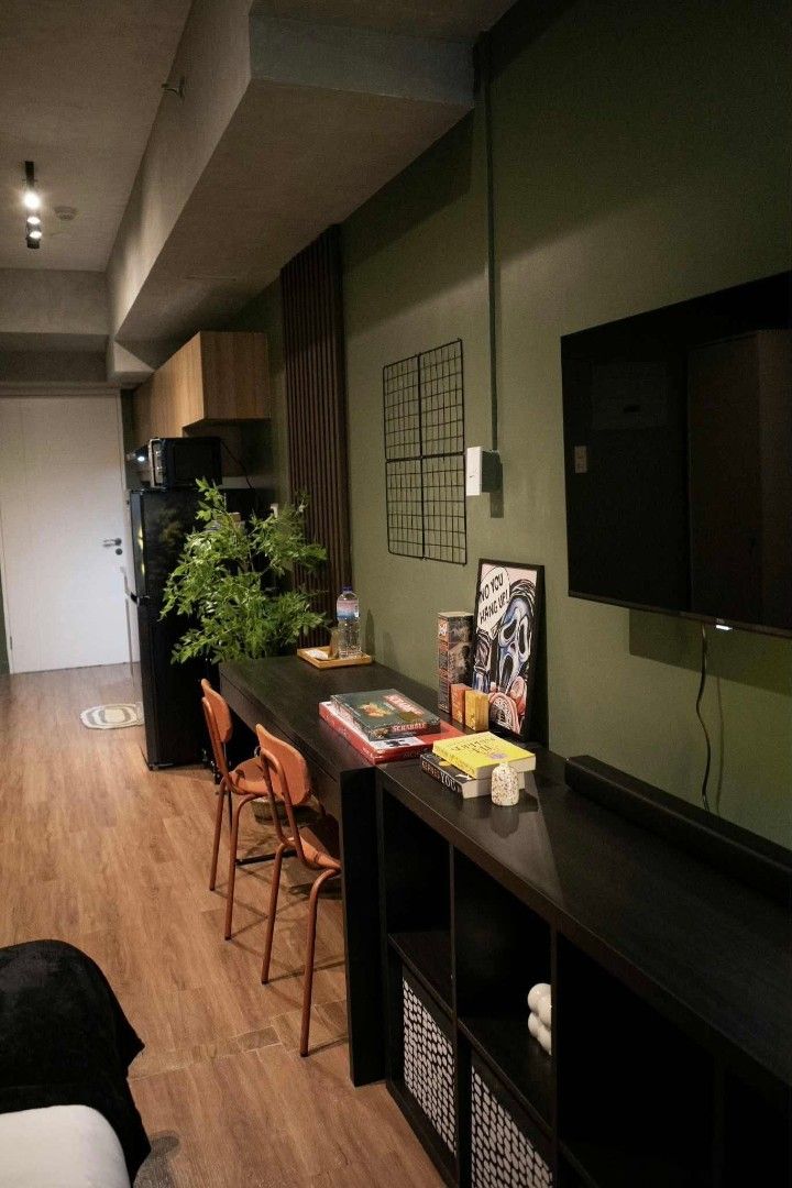 Studio Unit for Long-term Rent (Category: Apartments & Condos) located in Marikina City. Submitted by jshbrj_ (Listing ID 1457865351, Image 1). Description: Fully-furnished studio unit Security deposit required Utilities shouldered by the lessee Available for viewing.