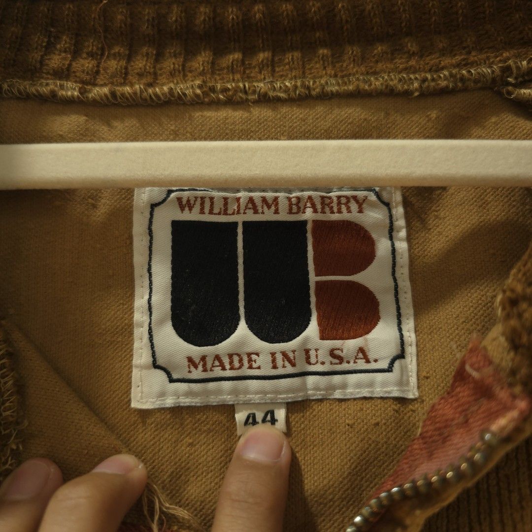 Suede Bomber Jacket (Category: Coats, Jackets and Outerwear) located in Cagayan de Oro. Submitted by dump.gallery (Listing ID 1457727187, Image 3). Description: William Barry Suede Jacket 24 x 25 Condition rate: 9/10 Color rate: 10/10 Issue/s: None Mine: P 699.