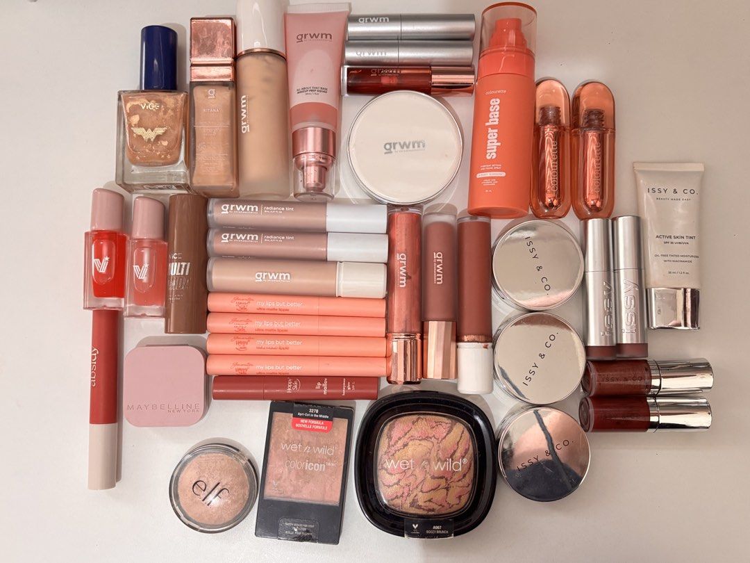TAKE ALL MAKEUP & LASHES FOR 1200 (Category: Makeup) located in Manila. Submitted by chai__latt3 (Listing ID 1457787101, Image 2). Description: TAKE ALL FOR 1,200 ABOUT THE MAKEUP * Bought over the last 3 years, but barely used. Some only swatched. * I always spray makeup extender upon opening. * Lip products were already wiped * Items have been inspected while decluttering and those that look off were already discarded. All items in the photo lo
