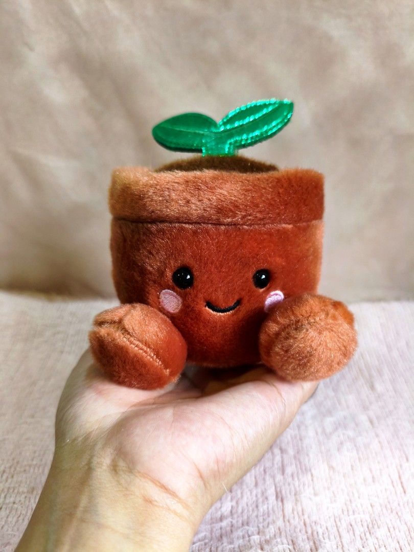 Terra Pot Plant Stuffed Plush Toy (Category: Plushies & Soft Toys) located in Angono. Submitted by plushpals (Listing ID 1457760505, Image 2). Description: .