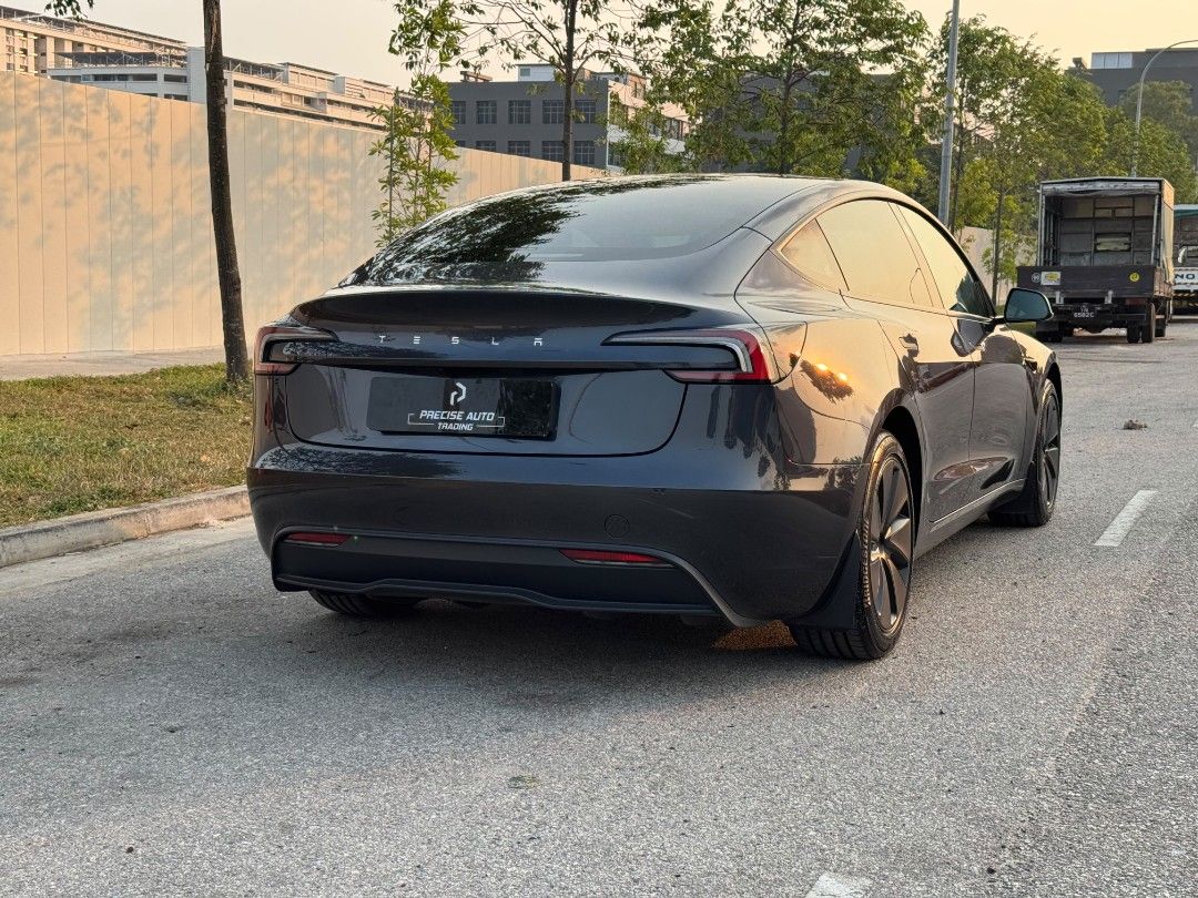 Tesla Model 3 Electric RWD Auto (Category: Used Cars) located in Singapore. Submitted by preciseauto (Listing ID 1457734838, Image 3). Description: 🔥🔥BOSS SAY ALL MUST GO CLEARANCE SALE🔥🔥 🚨CHEAPEST CARS IN THE MARKET🚨 🚘$500 DRIVEAWAY🚘 🏦LOWEST INTEREST FROM 1.48%🏦 🟢1 YEAR WARRANTY🟢 🔧FREE 1 YEAR SERVICING🔧 🏬 Vehicle 120 Points INSPECTION CHECK By In House Workshop BEFORE we put them for SALE 🚕 PHV Drivers Welcomed 🔁 High Trade In V