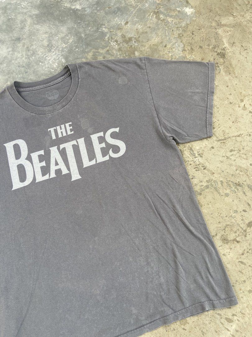 The Beatles basic t (Category: Tshirts & Polo Shirts) located in Sandakan. Submitted by bad.clothes (Listing ID 1457742402, Image 2). Description: P23.5 / L28 Jahit double Atas/Bawah Tiada tulang tepi Berminat? Chat tepi terus!.