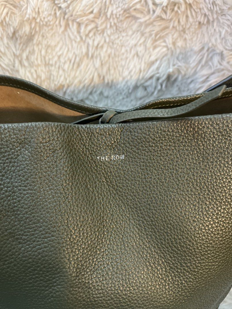 The Row (Category: Luxury Bags & Wallets) located in Davao. Submitted by joe_rach1 (Listing ID 1457864197, Image 2). Description: Japan surplus Genuine leather .